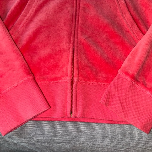 Vintage Juicy Couture velour hoodie in coral pink colour - Picture 4 of 5